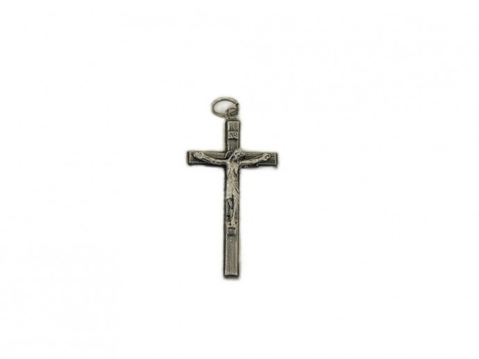 Croce in metallo corpo stilizzato misura cm. 3,7x2,2