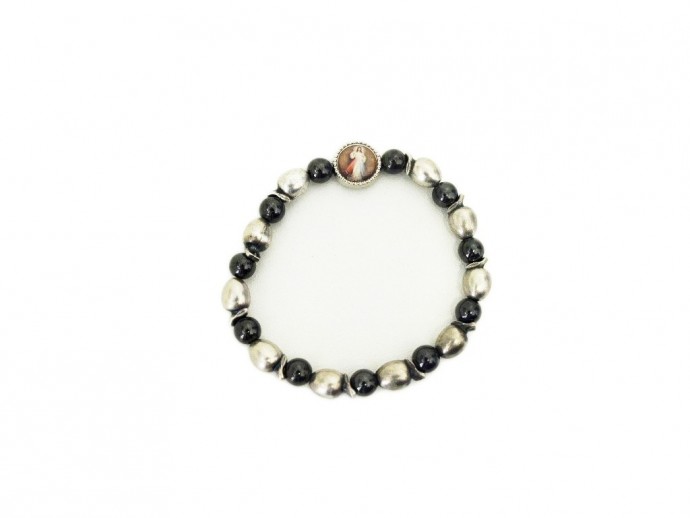 Bracciale con grani in ematite e metallo